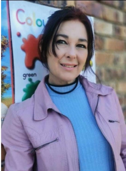 English Language Tutor Brigitte from Vacoas, South Africa