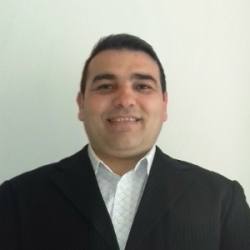 English Language Tutor Robert from Tirana, Albania