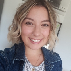 French and English Language Tutor Arielle from Montréal, QC