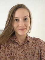 German Language Tutor Veronika from Viroflay, FR